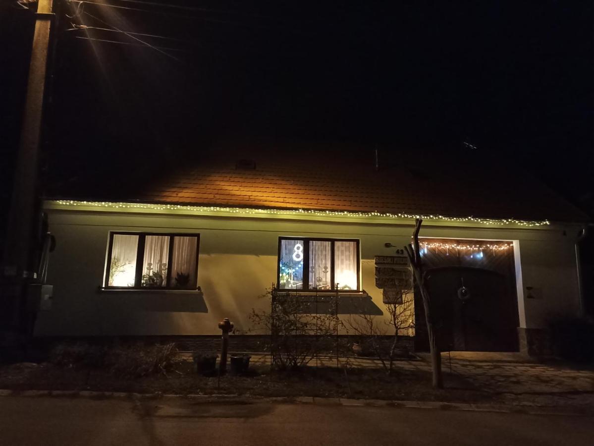 Apartament Bozsoki Piheno Zewnętrze zdjęcie