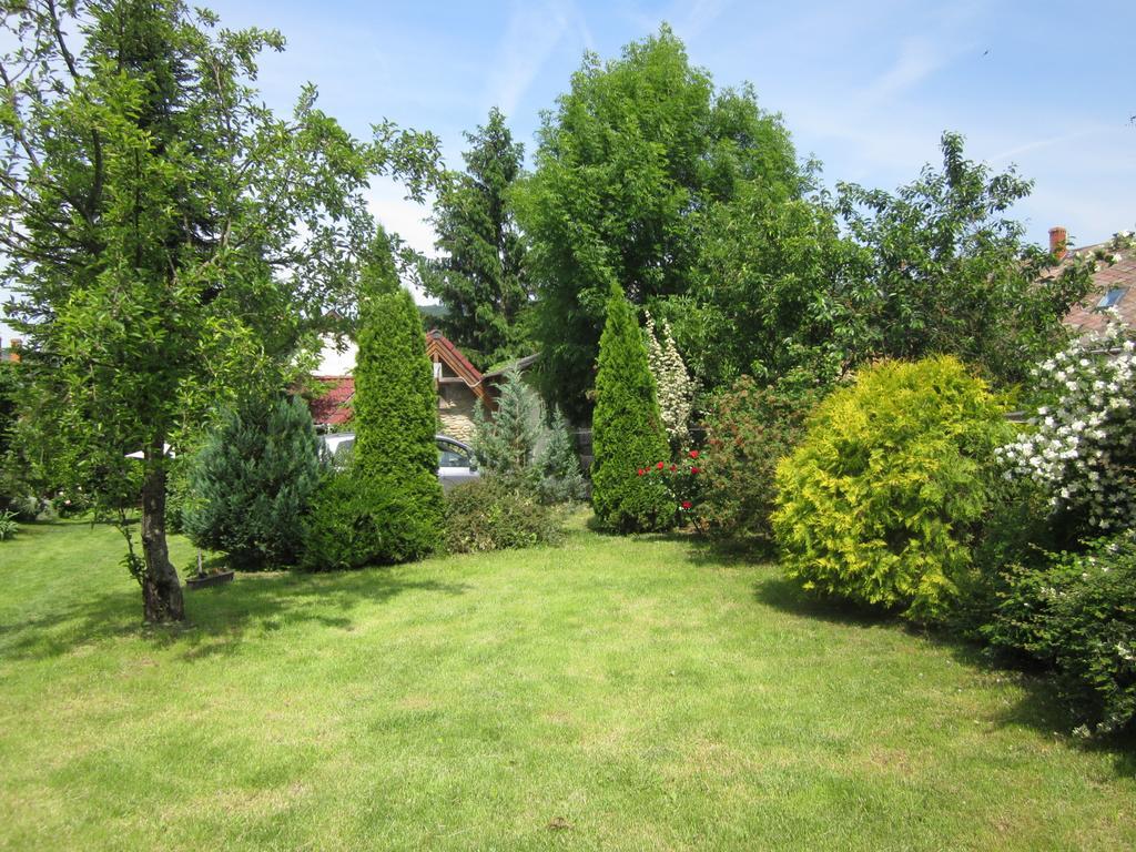 Apartament Bozsoki Piheno Zewnętrze zdjęcie